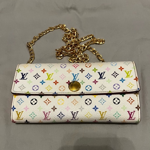 Louis Vuitton Wallet - Picture 2 of 5